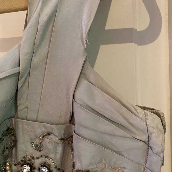 VINTAGE EVENING DRESS - Beaded Embroidery - Picture 7 of 7